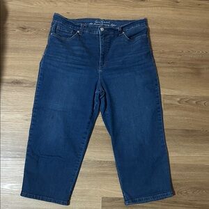 Gloria Vanderbilt Women's Dark Blue Cropped Capri Jeans Amanda Style